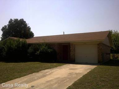 Main picture of 2206 Lamplight Dr