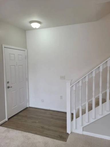 Main picture of 1049 Farrcroft Way