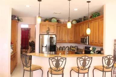 Main picture of 623 NW 38th Pl