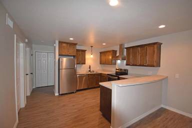 Main picture of 907 Simpson Rd