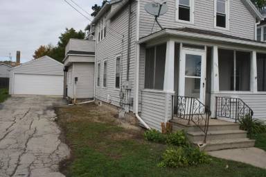 Main picture of 642 4th St