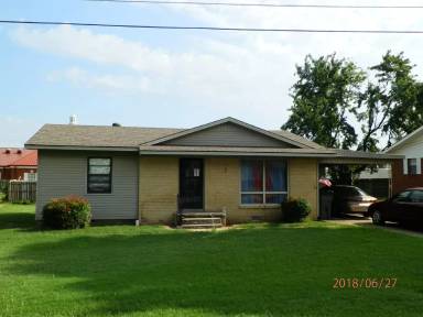 Main picture of 1503 W Emerson St