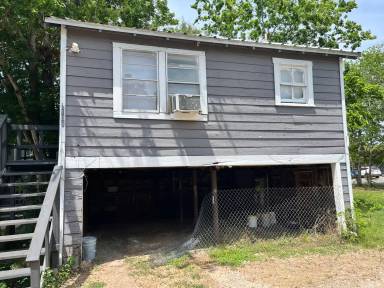 Main picture of 2106 Echols St