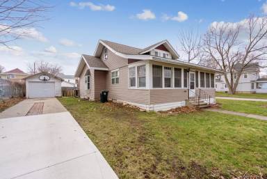 Main picture of 503 Iowa St