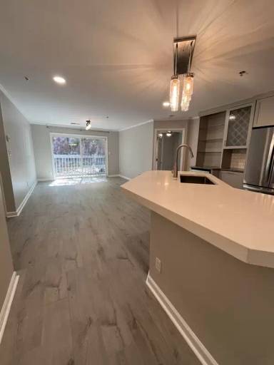 Main picture of 517 N Graham St