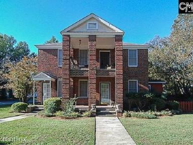 Main picture of 3301 River Dr