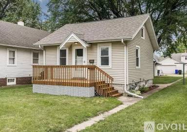 Main picture of 1920 Mallory St SW
