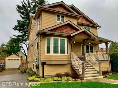 Main picture of 731 N 89th St