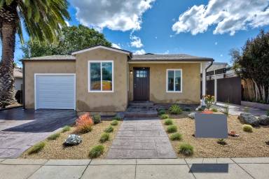 Main picture of 3641 Copley Ave