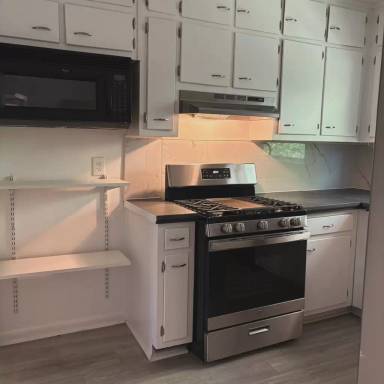 Main picture of 2385 Jones Rd NW