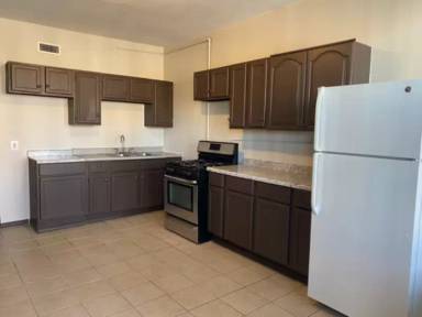 Main picture of 4138 S Archer Ave