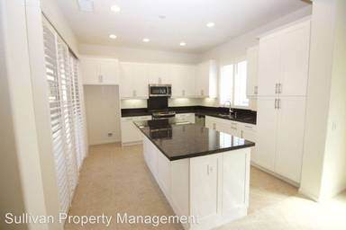 Main picture of 210 Primrose Dr