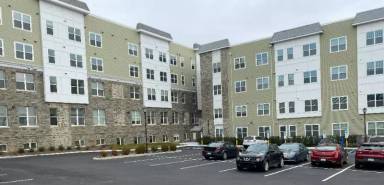 Main picture of 140 Hampden Rd