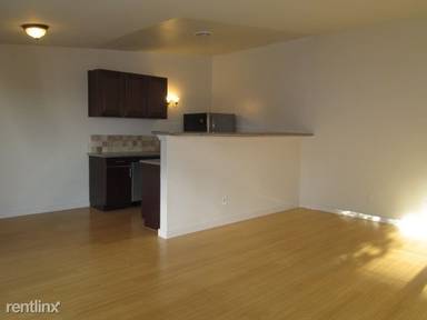 Main picture of 1326 N Flores St