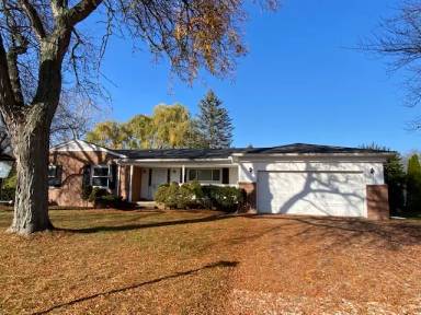 Main picture of 5422 Claridge Ln