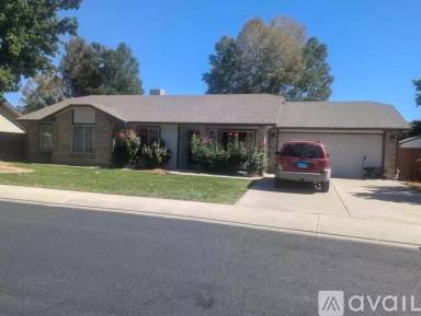 Main picture of 638 Hunter Creek Dr