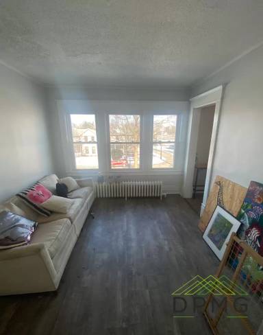 Main picture of 814 Vine St