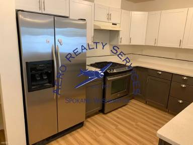 Main picture of 1522 W 10th Ave