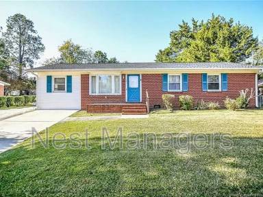 Main picture of 854 Stoneykirk Dr