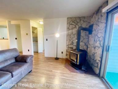 Main picture of 4660 Reka Dr