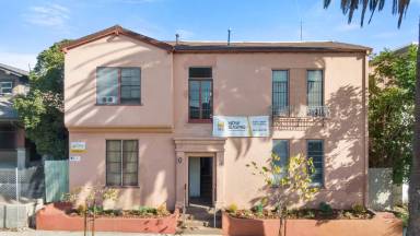 Main picture of 726 Maine Ave