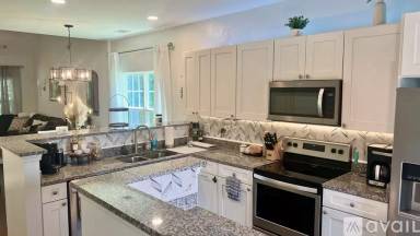 Main picture of 337 Dante Cir