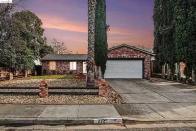 Main picture of 2725 Entrada Cir