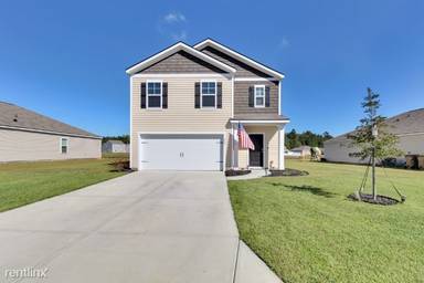 Main picture of 235 Bellflower Cir