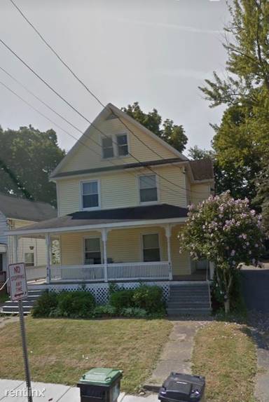 Main picture of 418 W Union St