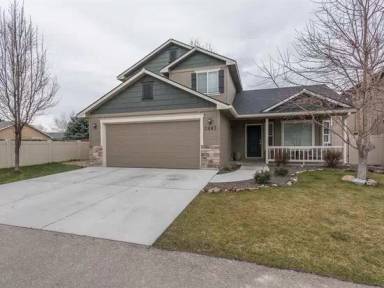 Main picture of 2443 N Devlin Ave