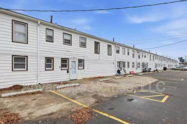 Main picture of 1109 N Scott Ave