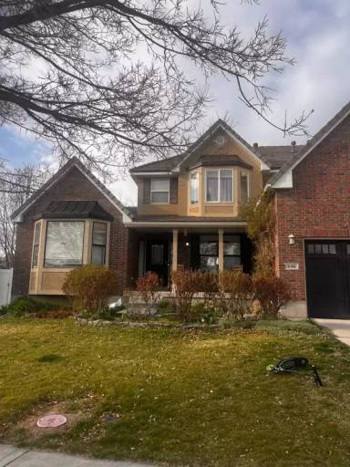 Main picture of 646 W 3275 N