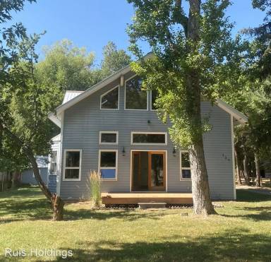 Main picture of 124 Texas Ave