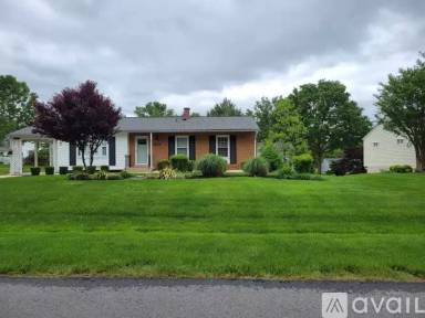 Main picture of 7425 Bee Bee Dr