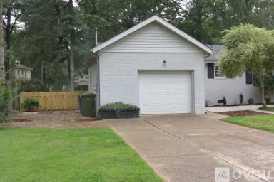 Main picture of 503 Jeffery Dr NW
