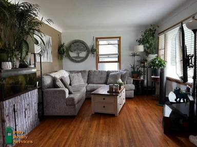 Main picture of 1166 Smith Ave S