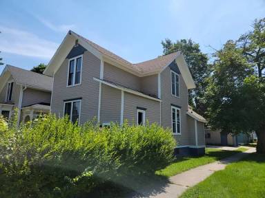 Main picture of 375 2nd St