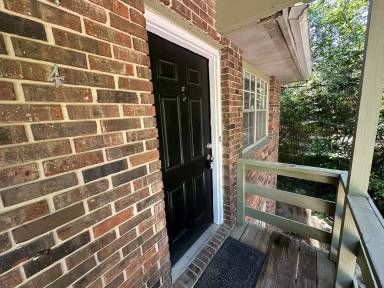 Main picture of 903 Beard St