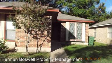 Main picture of 838 Lost Forest Dr
