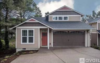 Main picture of 3032 SW Anchor Ave