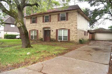 Main picture of 823 Sun Prairie Dr