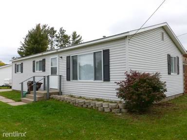 Main picture of 302 Donnelly St