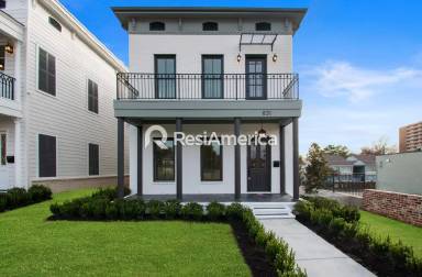 Main picture of 631 Jefferson Ave