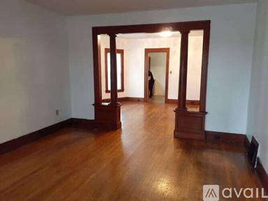 Main picture of 201 Griffiths St