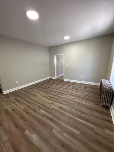 Main picture of 3 N Wells Ave