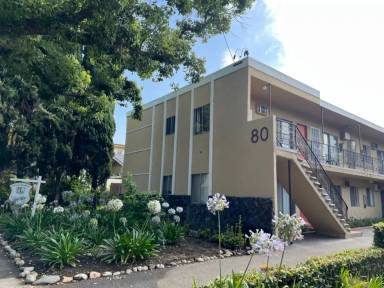 Main picture of 80 N Bonnie Ave