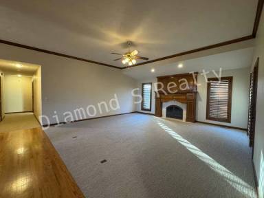 Main picture of 3954 E Washita St