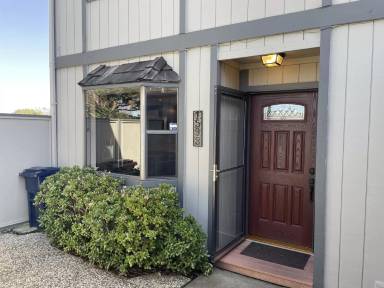 Main picture of 1593 Ashwood Dr