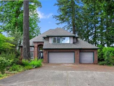 Main picture of 129 Deerbrook Dr