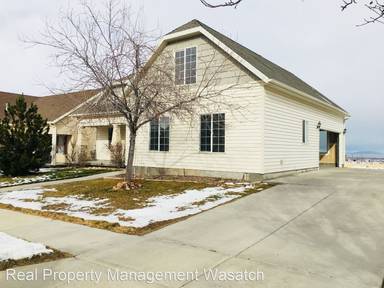 Main picture of 127 E 1910 N